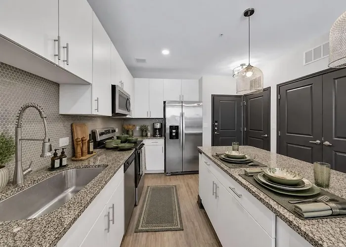 Elegant Stay, Pool, Gym And Comfort Apartment Fort Worth