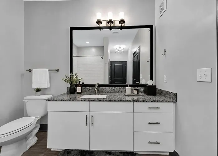 Apartment Elegant Stay, Pool, Gym And Comfort