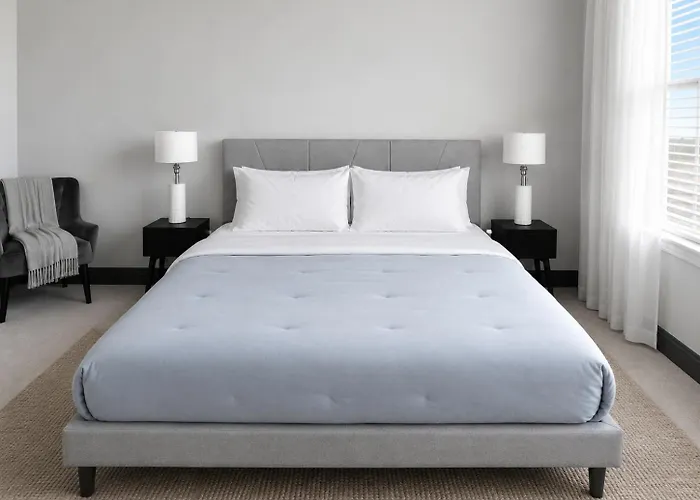 Elegant Stay, Pool, Gym And Comfort Apartment *